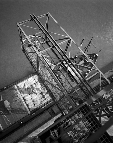 Robert Häusser: Mannheim, Rheinhafen, 1963