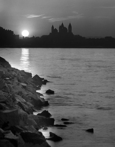 Robert Häusser: Speyer, Der Speyerer Dom im Sonnenuntergang, 1963