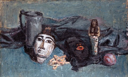 Theodor Rosenhauer: Rückseite von ROT0001: Stillleben mit Zinnkrug, Figur und Masken, 1956